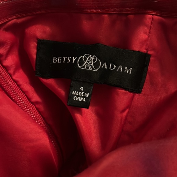 Homecoming dress, worn only once, great condition - Picture 3 of 7